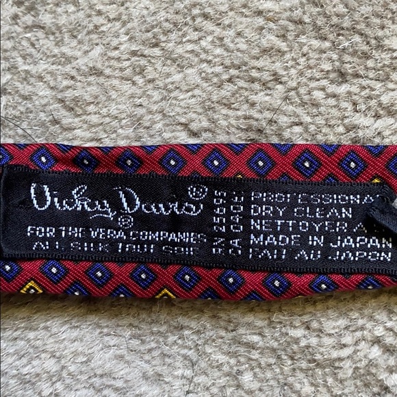 VINTAGE Silk Tout - Picture 3 of 4